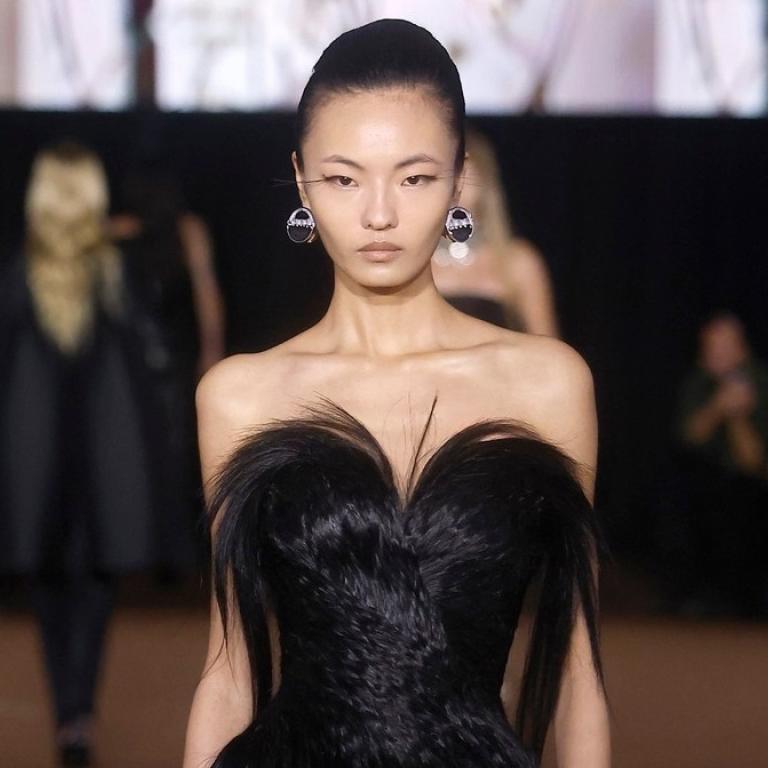 Photo Credit: NOWFASHION / Shutterstock Editorial / Profimedia from mugler show