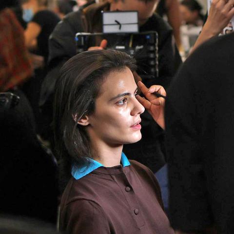 Πώς να βρείτε το τέλειο foundation για τον τόνο της επιδερμίδας σας -Ο απόλυτος οδηγός