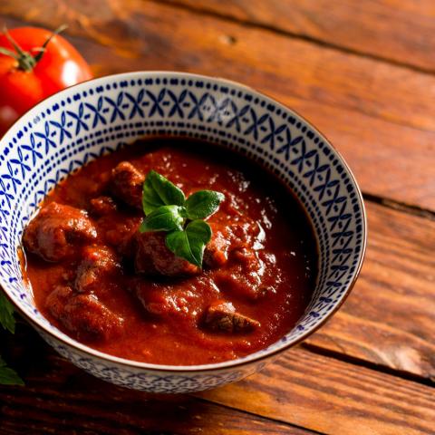 Μοσχάρι κοκκινιστό / Φωτογραφία: Unsplash