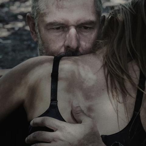 6 γιορτινές παραστάσεις που αξίζει να κλείσετε από τώρα