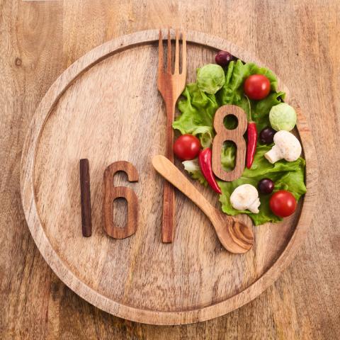 Πότε η διαλειμματική νηστεία 16:8 επηρεάζει τον μεταβολισμό του λίπους