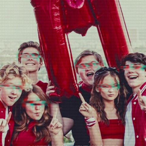 Στιγμιότυπο από την σειρά του Netflix που προβάλλει τους κινδύνους που κρύβουν τα social media στους ανήλικους