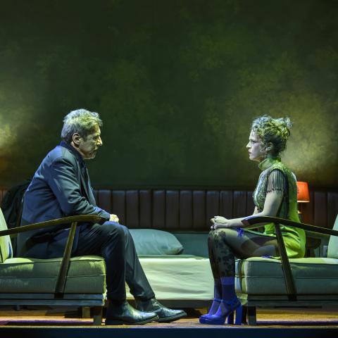 Η παράσταση Λόλα ανεβαίνει στο Παλλάς