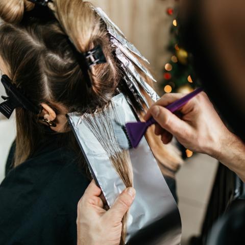 Βαφή μαλλιών