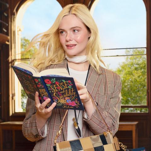 Τα νέα bag charms της Coach