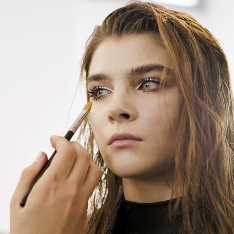 Τα 8 καλύτερα luxury foundations για δέρμα που δείχνει... αψεγάδιαστο