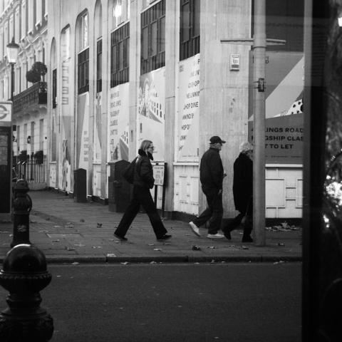 Άτομα που περπατούν 