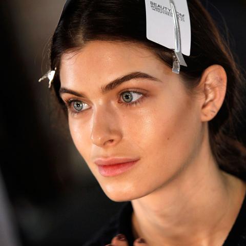 Οι top οροί νύχτας που κάνουν τη διαφορά στην επιδερμίδα