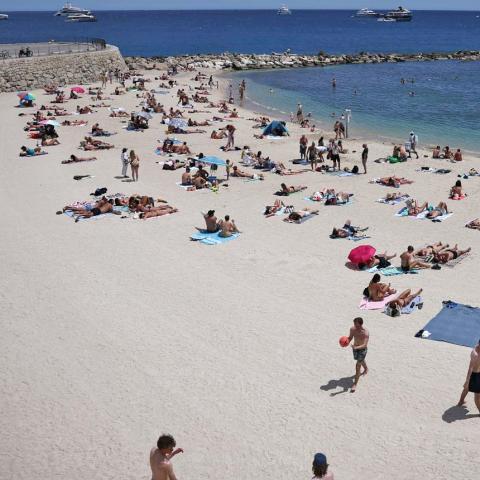 Οι 5 προορισμοί που επιλέγουν οι νέοι 18-35 ετών για οικονομικές διακοπές