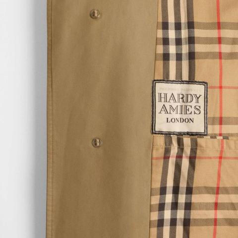 burberry-va-museum (2).jpeg