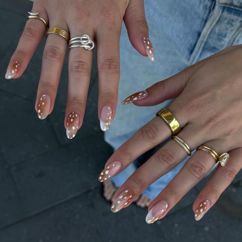 Deer nail print Φωτογραφία/ IG: @maniq.studio