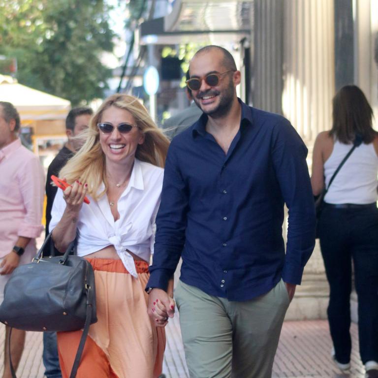 Η Μαρία Ηλιάκη και ο Στέλιος Μανουσάκης βάφτισαν την κόρη τους 