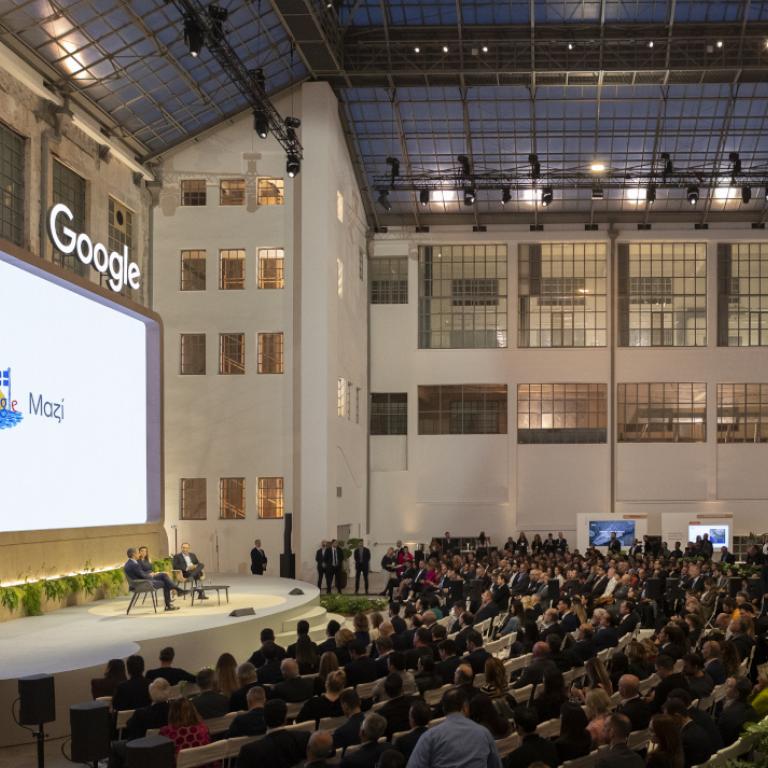 Google Καπνεργοστάσιο 15 χρόνια